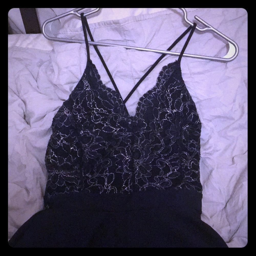 STUNNING navy blue hoco dress with silver details